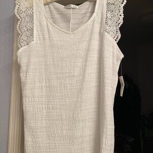 New White Top by Retrology